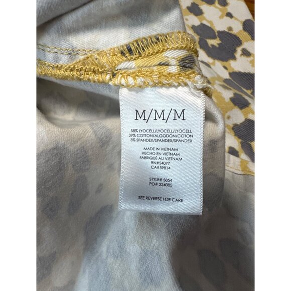 CAbi 5854 Providence Shirt Jacket Women Leopard Yellow Shacket Size M - Picture 7 of 9